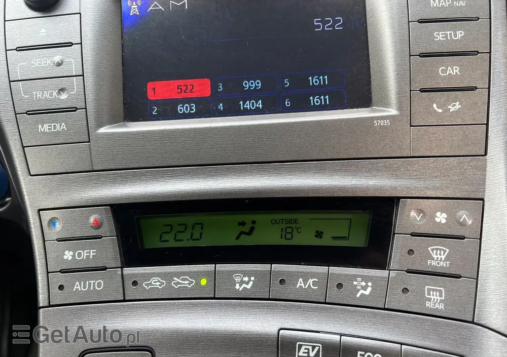 TOYOTA Prius 1.8 Hybrid Premium