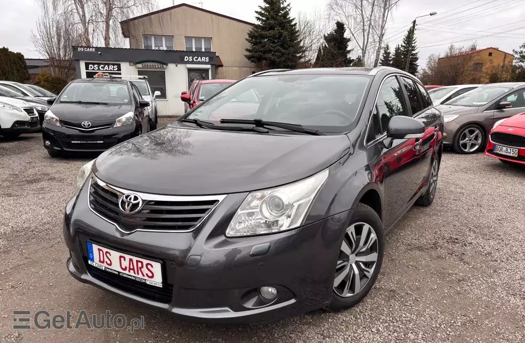 TOYOTA Avensis 