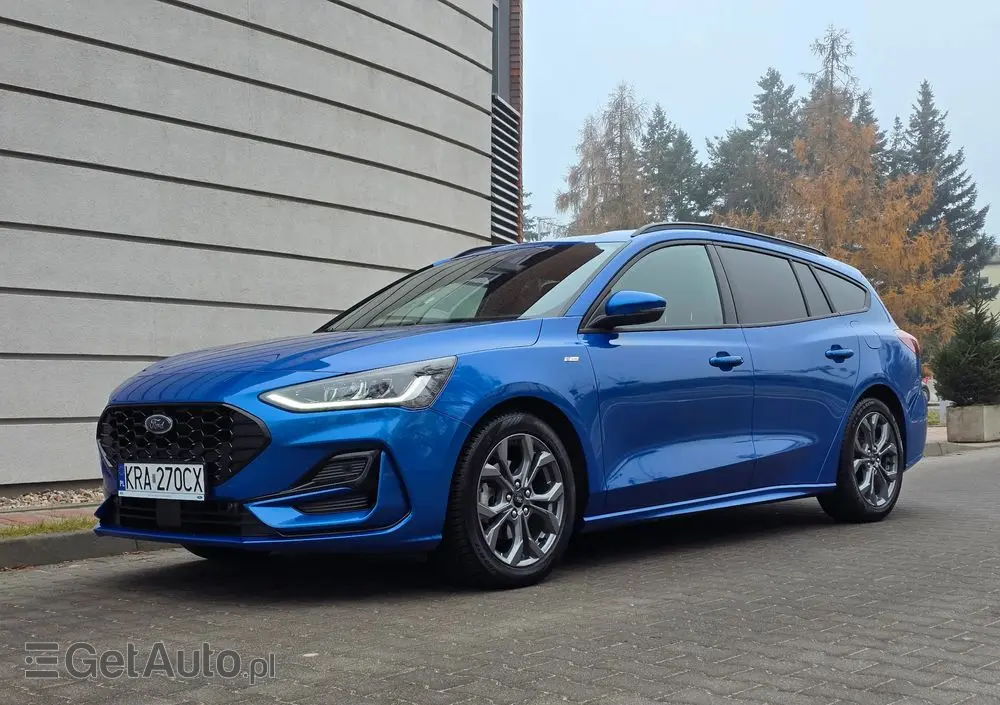 FORD Focus 1.0 EcoBoost mHEV ST-Line X