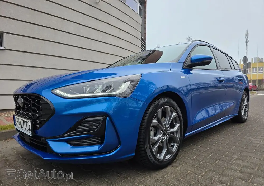 FORD Focus 1.0 EcoBoost mHEV ST-Line X