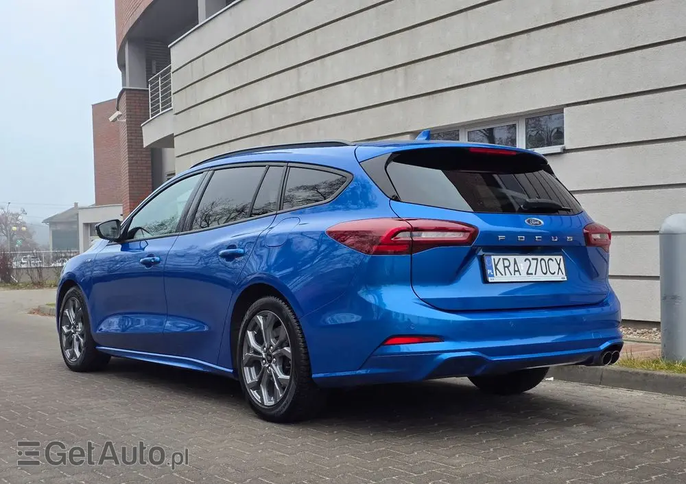 FORD Focus 1.0 EcoBoost mHEV ST-Line X
