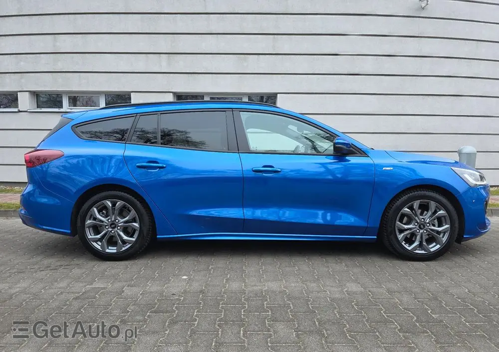 FORD Focus 1.0 EcoBoost mHEV ST-Line X