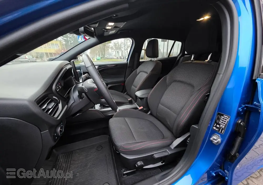 FORD Focus 1.0 EcoBoost mHEV ST-Line X