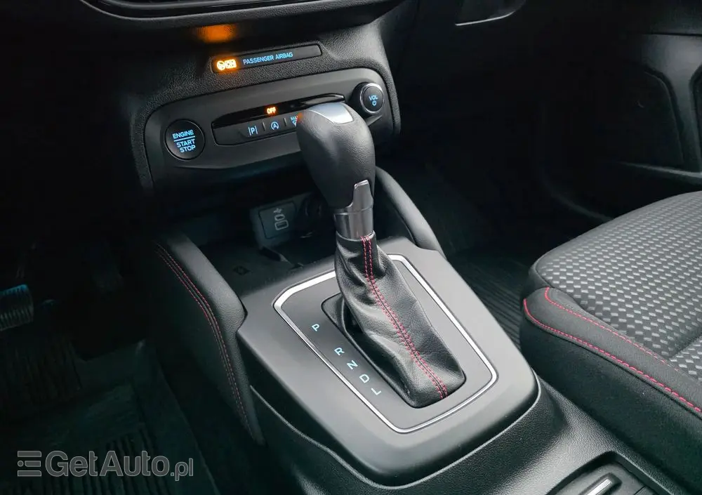 FORD Focus 1.0 EcoBoost mHEV ST-Line X