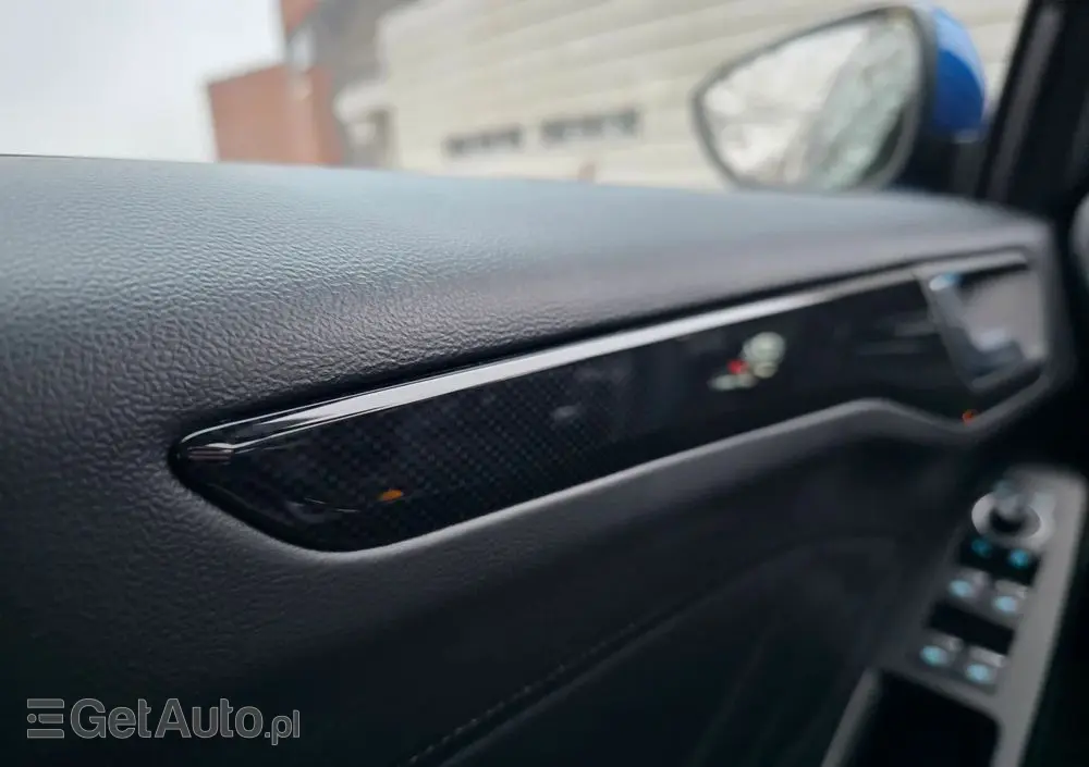 FORD Focus 1.0 EcoBoost mHEV ST-Line X