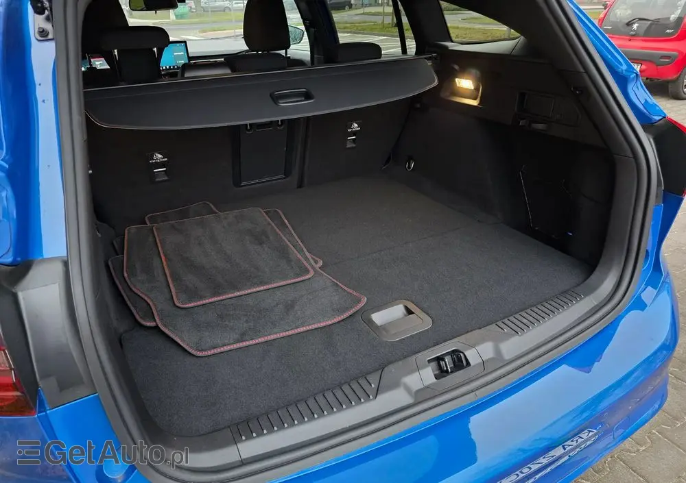 FORD Focus 1.0 EcoBoost mHEV ST-Line X