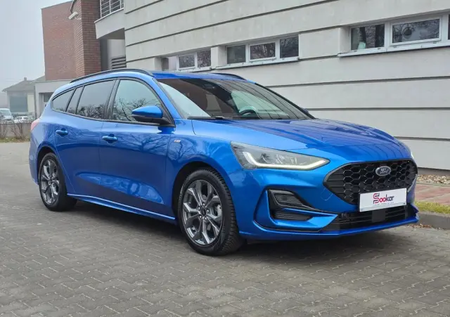 FORD Focus 1.0 EcoBoost mHEV ST-Line X