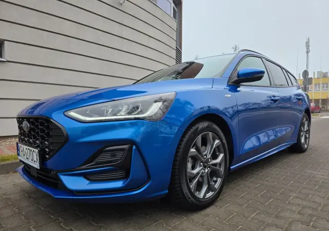 FORD Focus 1.0 EcoBoost mHEV ST-Line X