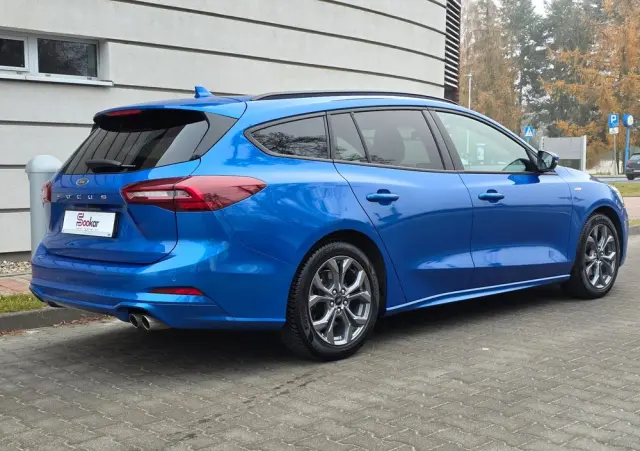FORD Focus 1.0 EcoBoost mHEV ST-Line X
