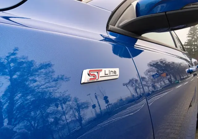 FORD Focus 1.0 EcoBoost mHEV ST-Line X