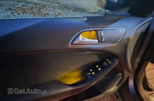 MERCEDES-BENZ Klasa B 