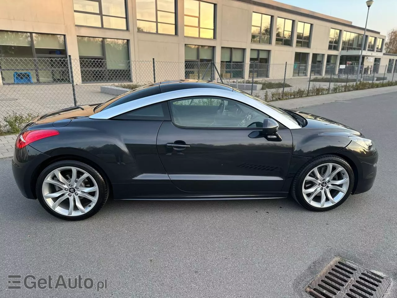 PEUGEOT RCZ Coupe