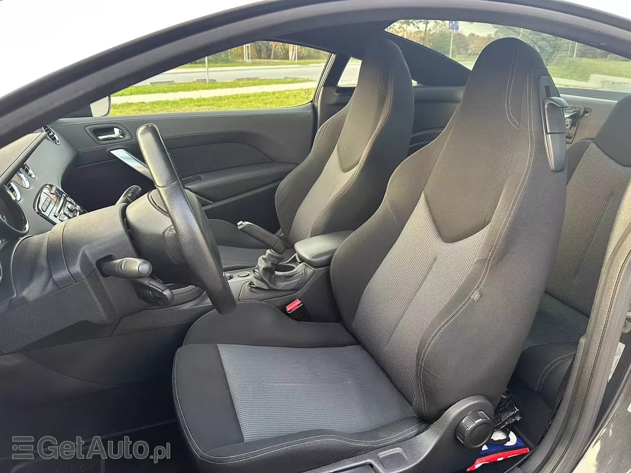 PEUGEOT RCZ Coupe