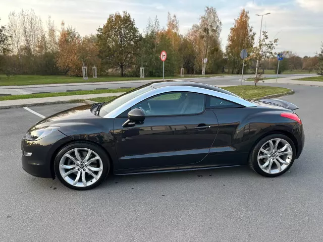 PEUGEOT RCZ Coupe