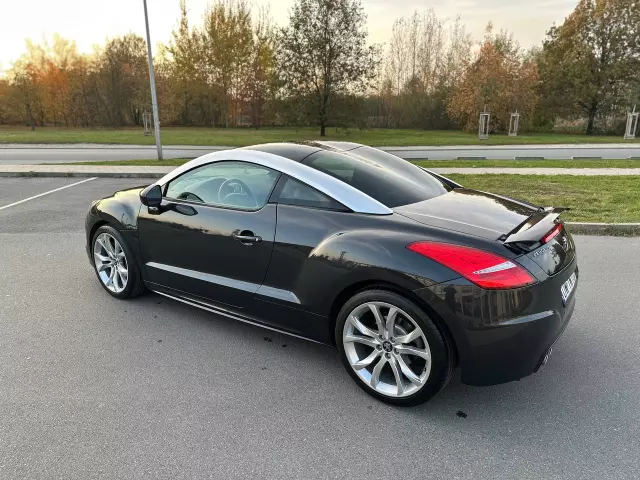 PEUGEOT RCZ Coupe