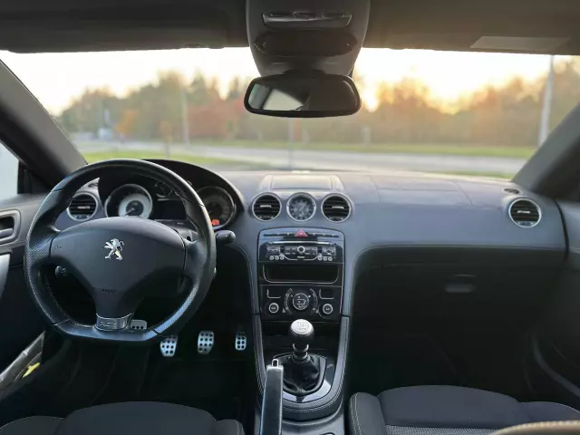 PEUGEOT RCZ Coupe