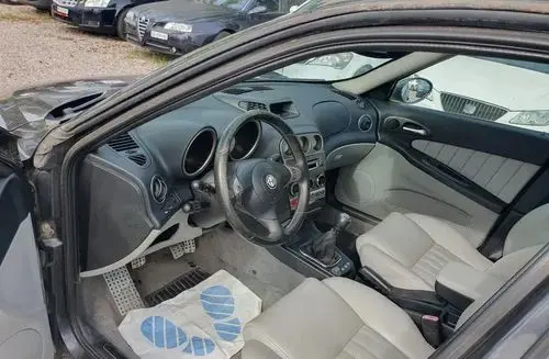 ALFA ROMEO Crosswagon 