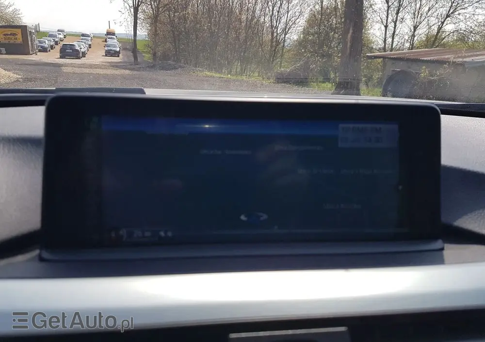 BMW Seria 3 330d xDrive Sport-Aut Sport Line