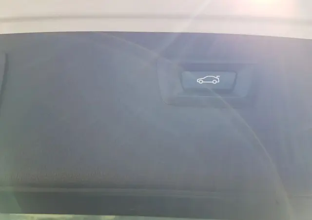 BMW Seria 3 330d xDrive Sport-Aut Sport Line