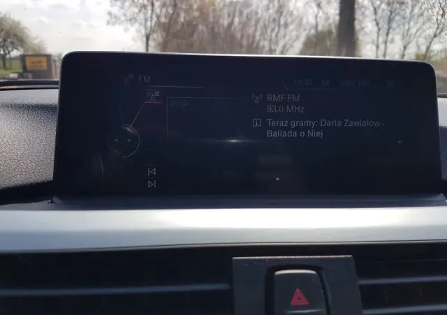 BMW Seria 3 330d xDrive Sport-Aut Sport Line