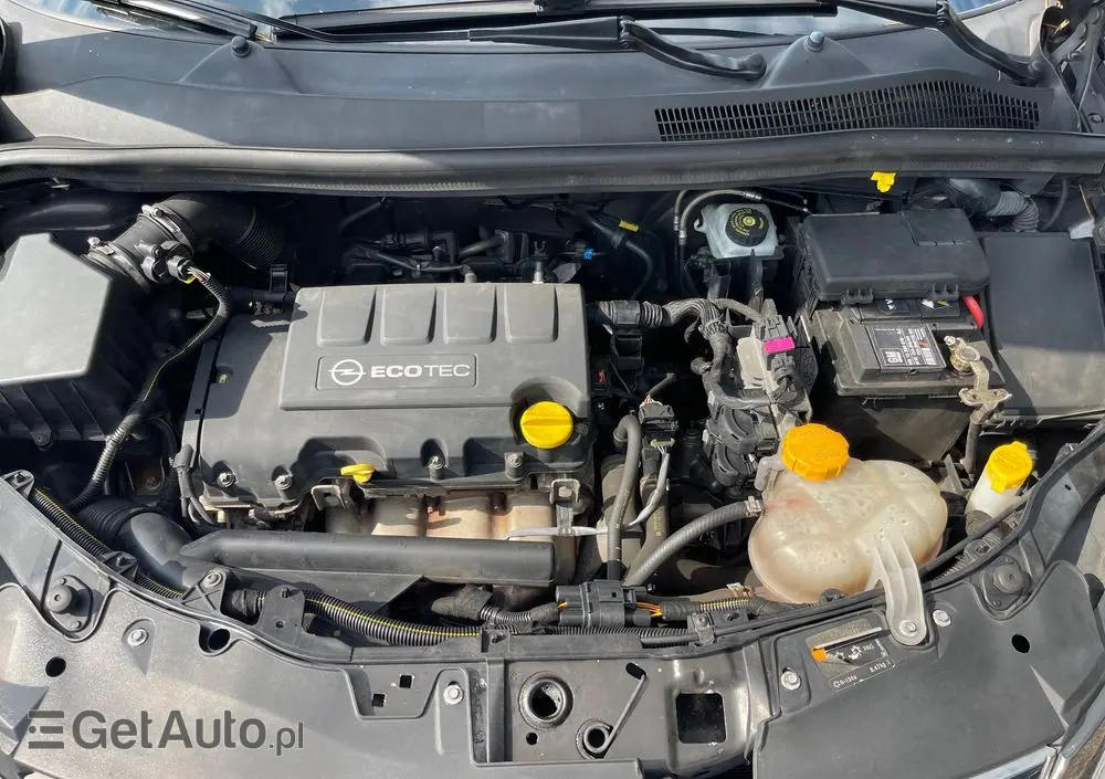 OPEL Corsa 1.2 16V Cosmo