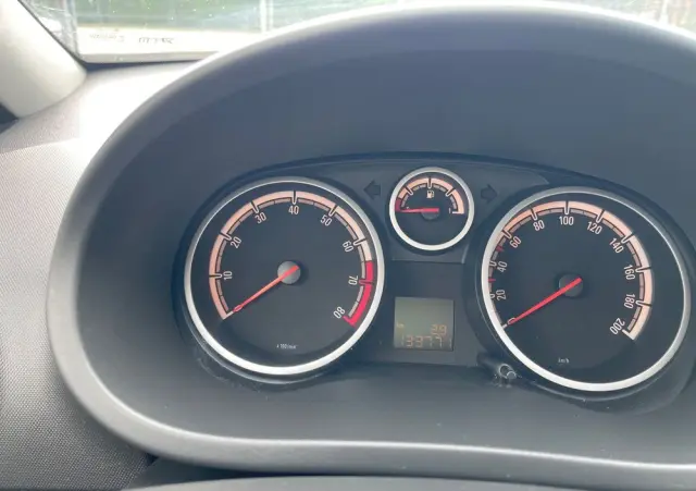 OPEL Corsa 1.2 16V Cosmo