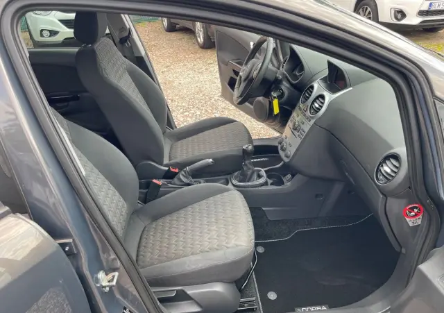 OPEL Corsa 1.2 16V Cosmo