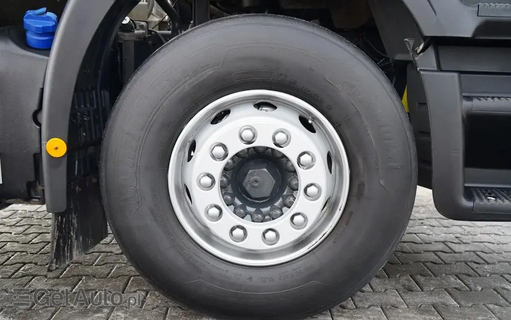 IVECO STRALIS 360 / 6X2 /  LAWETA / PLATFORMA 9,3 M / NAJAZDY HYDRAULICZNE / WYCIĄGARKA / OŚ PODONOSZONA  / EURO 6 