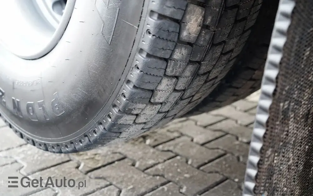 IVECO STRALIS 360 / 6X2 /  LAWETA / PLATFORMA 9,3 M / NAJAZDY HYDRAULICZNE / WYCIĄGARKA / OŚ PODONOSZONA  / EURO 6 