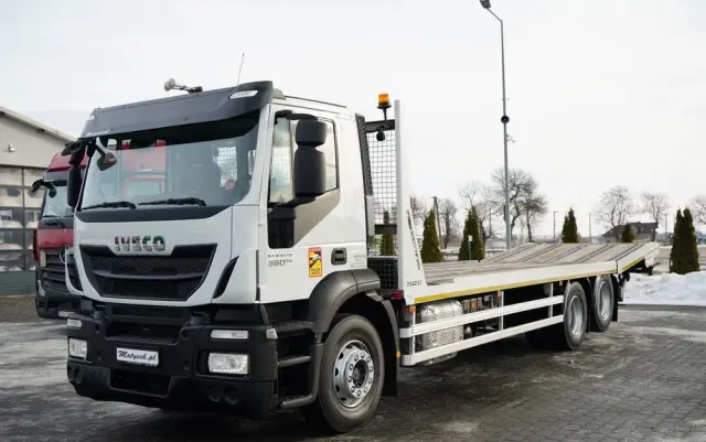 IVECO STRALIS 360 / 6X2 /  LAWETA / PLATFORMA 9,3 M / NAJAZDY HYDRAULICZNE / WYCIĄGARKA / OŚ PODONOSZONA  / EURO 6 