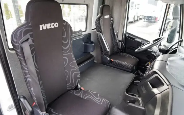 IVECO STRALIS 360 / 6X2 /  LAWETA / PLATFORMA 9,3 M / NAJAZDY HYDRAULICZNE / WYCIĄGARKA / OŚ PODONOSZONA  / EURO 6 