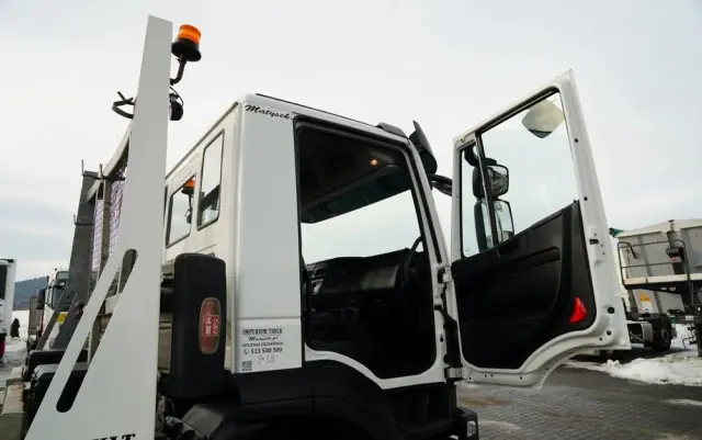 IVECO STRALIS 360 / 6X2 /  LAWETA / PLATFORMA 9,3 M / NAJAZDY HYDRAULICZNE / WYCIĄGARKA / OŚ PODONOSZONA  / EURO 6 