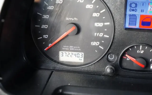 IVECO STRALIS 360 / 6X2 /  LAWETA / PLATFORMA 9,3 M / NAJAZDY HYDRAULICZNE / WYCIĄGARKA / OŚ PODONOSZONA  / EURO 6 