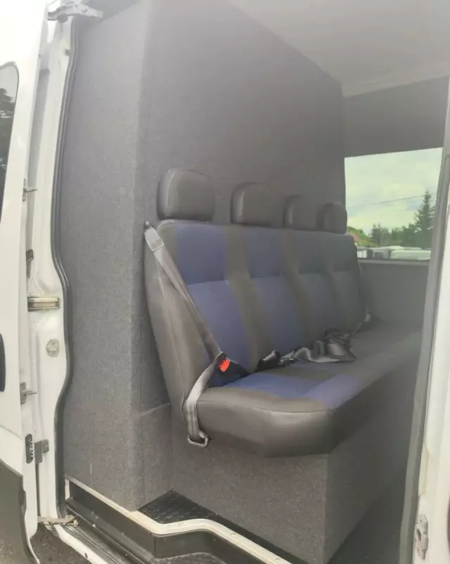 IVECO Daily 35S14 maxi brygadówka 7 osób 