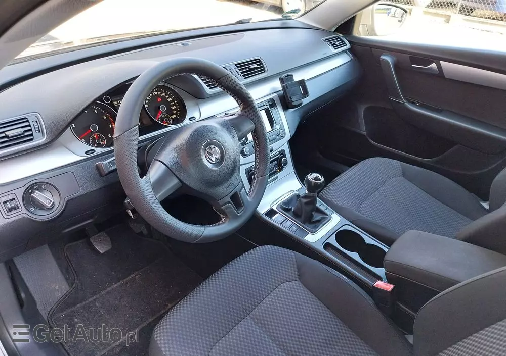 VOLKSWAGEN Passat 1.4 TSI Comfortline