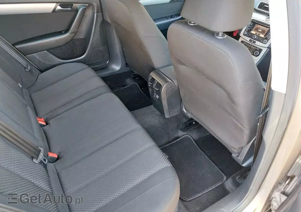 VOLKSWAGEN Passat 1.4 TSI Comfortline
