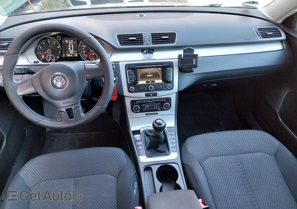 VOLKSWAGEN Passat 1.4 TSI Comfortline