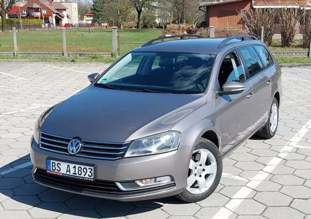 VOLKSWAGEN Passat 1.4 TSI Comfortline