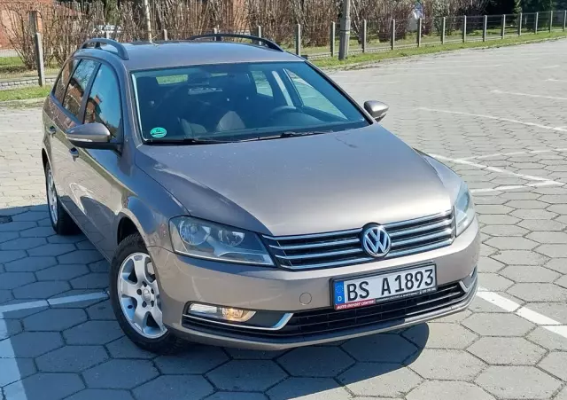 VOLKSWAGEN Passat 1.4 TSI Comfortline