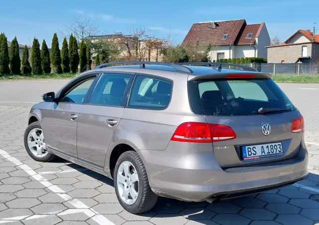 VOLKSWAGEN Passat 1.4 TSI Comfortline