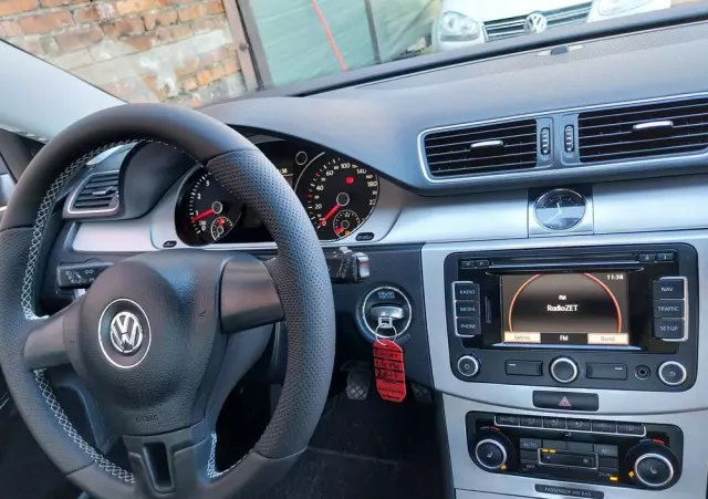 VOLKSWAGEN Passat 1.4 TSI Comfortline