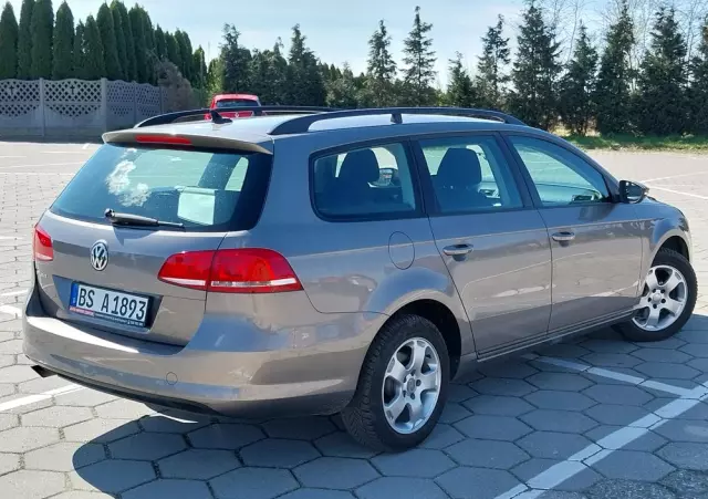 VOLKSWAGEN Passat 1.4 TSI Comfortline