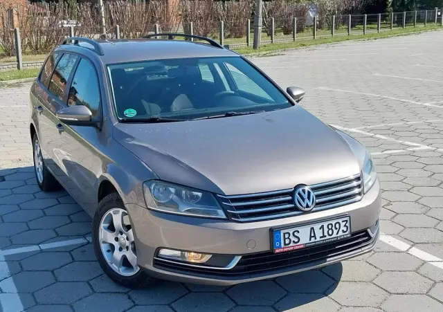 VOLKSWAGEN Passat 1.4 TSI Comfortline