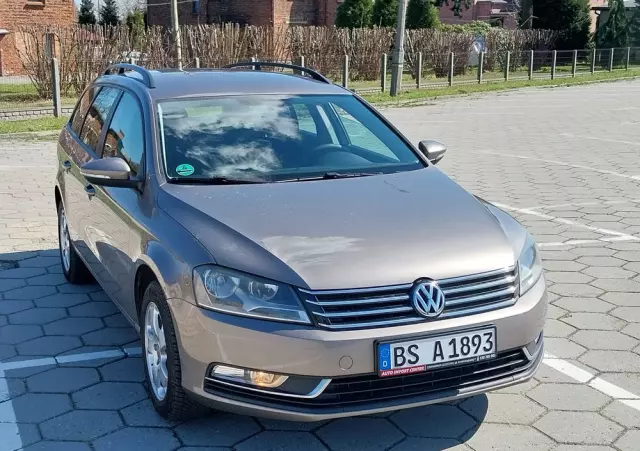 VOLKSWAGEN Passat 1.4 TSI Comfortline