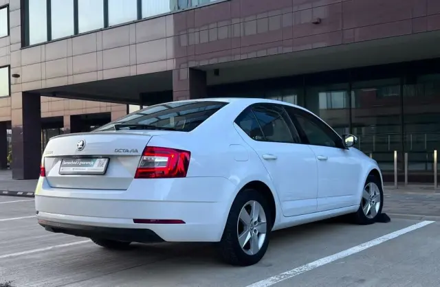 SKODA Octavia 