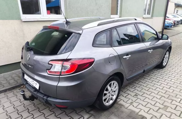 RENAULT Megane 