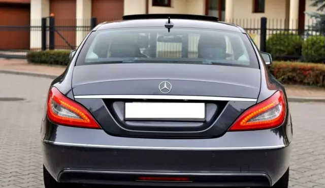 MERCEDES-BENZ CLS 