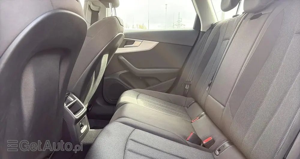 AUDI A4 Avant 35 TFSI mHEV S tronic