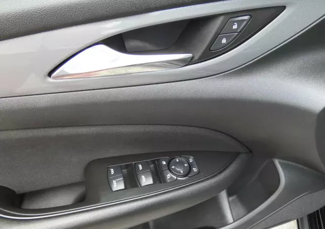 OPEL Insignia Sports Tourer 1.6 Diesel Automatik Ultimate