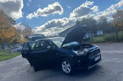 TOYOTA Rav 4 